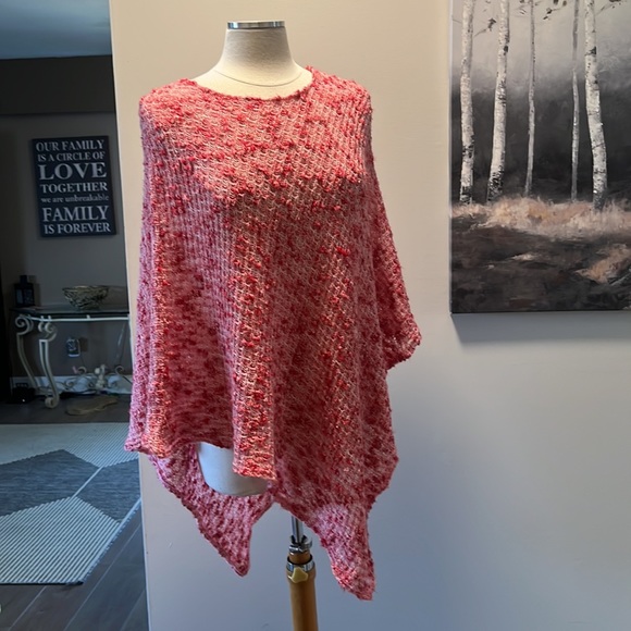 Northern Reflections poncho - Picture 1 of 7
